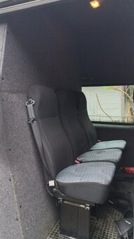 Ford Transit l3h3 4x4, šest míst - 13