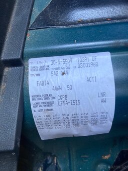 Motor 1.2 HTP CGPB 44KW najeto pouze 53 000KM - 13