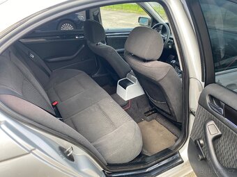 BMW 320i (E46) Sedan 2001 - 13