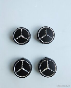 Středové krytky kol Mercedes, 75 mm - 13