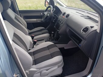 VW Caddy 2.0 Tdi 103kw Life Style,1. majitel - 13