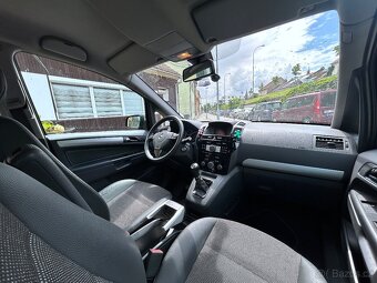 Opel Zafira B 1,8 103 kW, xenony, 253.000 km, černá - 13