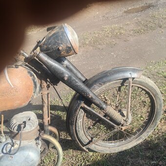 ČZ 150 c černá - 13