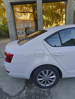 Škoda Octavia 1.4 tsi Gtec pravidelné servisy a Výborný stav - 13