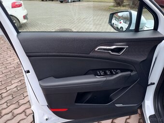 Kia Sportage 1.6 T-GDI MHEV TOP 4x4 - 6.900 KM - 13