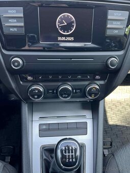 Škoda Octavia Combi 1.4 TSI - 13