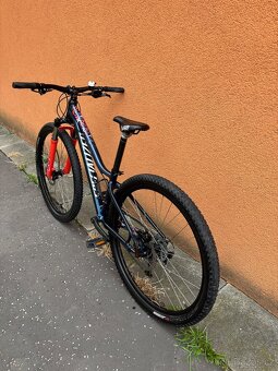 Horské dívčí kolo Specialized - 13