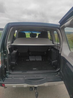 Mitsubishi Pajero 3,2 Di-d  147kw - 13