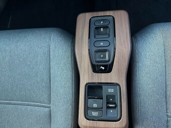 Predam Honda e - ako nova - 13