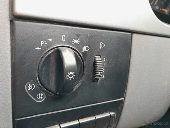 interiér na Mercedes Benz Viano rok 2003 - 2012 jednosedačky - 13