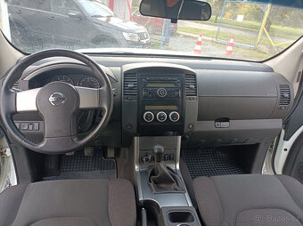 Nissan Pathfinder, 140kw,4x4,s.kniha,7míst.manuál - 13