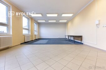 Pronájem komerčního prostoru 153 m, Teplice Modlanská ulice - 13