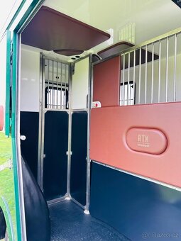 Přepravník koní Renault ATM 5-místný / Automat - 13