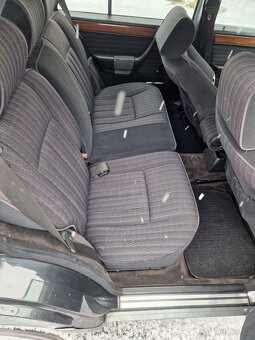 Mercedes W124 300TE, motorizace 300E benzinový šestiválec s - 13