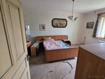Prodám dům s pozemkem Cerhenice - 13