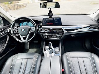 BMW G30 540DXdrive 235KW LUXURY LINE 1.MAJ DPH TOP - 13