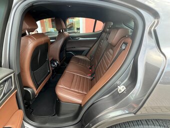 Alfa Romeo Stelvio 2.2 DIESEL 154kW Q4 Lusso - 13