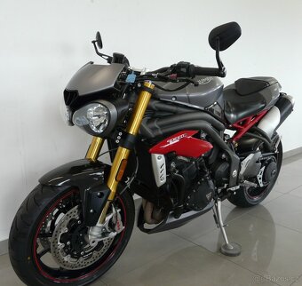 Triumph Speed Triple R 1050 - 13