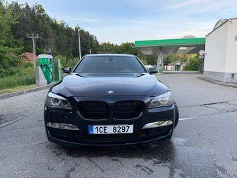 BMW 730 D model F01 M-Paket - 13