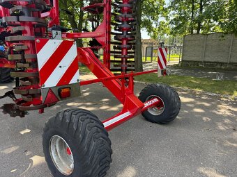 Bezorebný kultivátor Horsch Terrano 5FX, rok výroby: 2012, p - 13