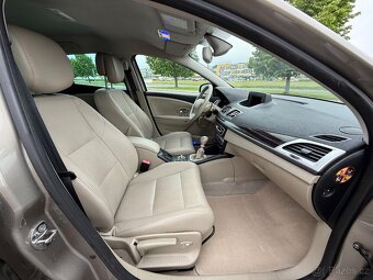 Renault Megane - 2011 - 1.4i 96kW benzin - pouze 91.054Km - 13