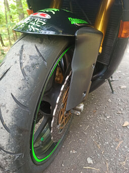 Kawasaki ZX-10R Ninja R.V.2004 - 13