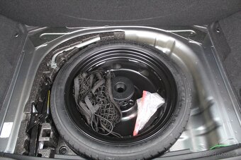 Škoda Karoq 1.5 TSI 110Kw 1.majitel 69900km Full Led kamera - 13