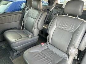 Toyota Sienna   LIMITED   AWD   3.5 V6 - 13