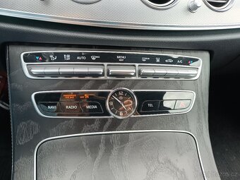 Mercedes E300 de, 225 KW, TOVÁRNÍ ZÁRUKA, A1 STAV - 13