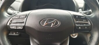 Hyundai Kona 64 kWh 205 koní Premium 11/2020 LED +DPH - 13