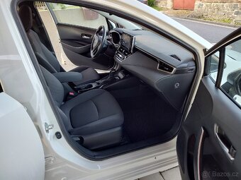 Toyota Corolla sedan 1.8 hybrid 2019 - 13