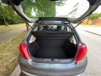 Peugeot 207 - 13