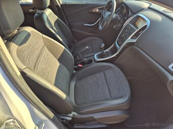 Opel Astra J,1.7CDTi,81KW,LED,SPORTS TOURER,R.V.2014 - 13