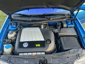 Volkswagen Bora 2.8 VR6 - 13