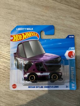 Hot Wheels modely aut - 13
