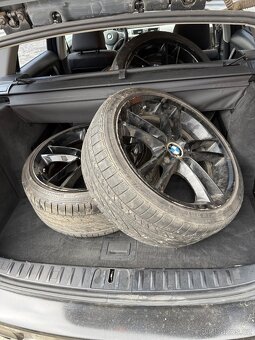BMW E91 M47 118D 2007 - 13