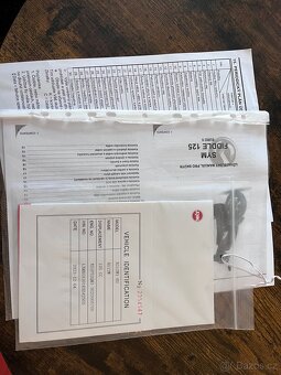 Sym Fiddle 125 skútr v retro stylu - 13