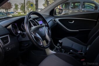 Hyundai i30 CW 1.4i MPI 16V DOHC Classic - 13