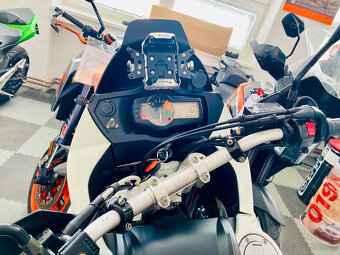 KTM 990 ADVENTURE WHITE ABS = AKRAPOVIČ / VÝBAVA - 13