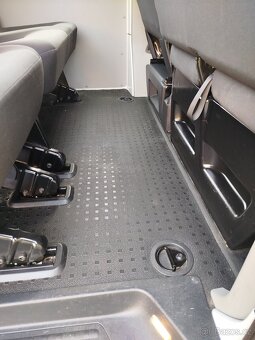 VW Transporter T6 9mist LONG 177000 km RV 2017 - 13