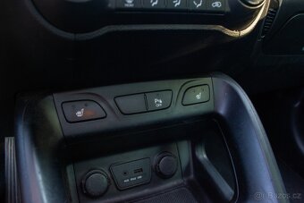 Hyundai ix35 2.0 CRDi VGT Premium 4x4 A/T - 13