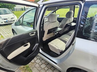 PEUGEOT 307 SW 1.6 HDI 66 KW 7 MÍST MALÝ NÁJEZD PO ROZVODECH - 13