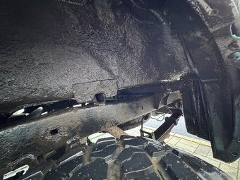 Toyota Hilux 2000 - 13