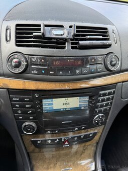 Mercedes-Benz E W211 3.2CDI AVANDGARDE - 13