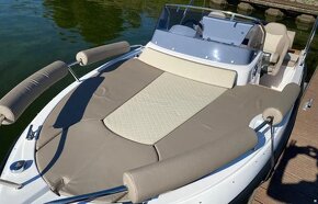 Trident 530 Sundeck - 13