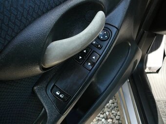 Fiat Stilo, 1,6 i 16 V - 13