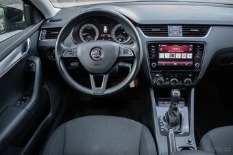 Škoda Octavia Combi 2.0 TDI Style DSG 4x4 - 13