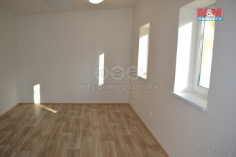 Prodej pozemku k bydlení, 689 m², Milovice, ul. Višňová - 13