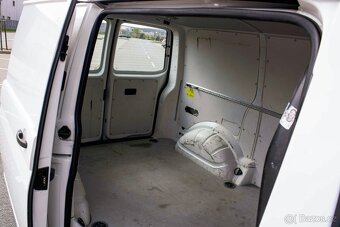Volkswagen Transporter T5 2.0 TDI 102k KR - 13