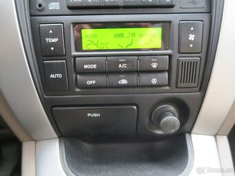 Hyundai Tucson 2.0 CRDI 103 kW 4X4 - 13